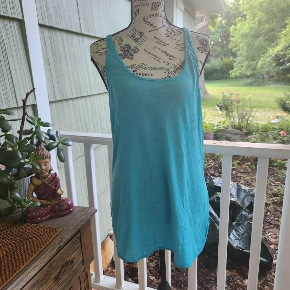 Lululemon Tank Long Racerback Turquoise Pinstripe Yoga Top Medium